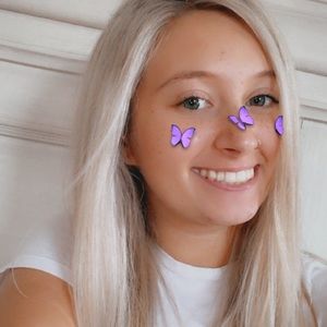 Meet your Posher, Lilly